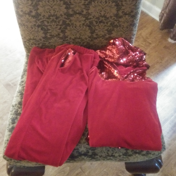 Red Matching Sequin Jogger - Picture 2 of 2